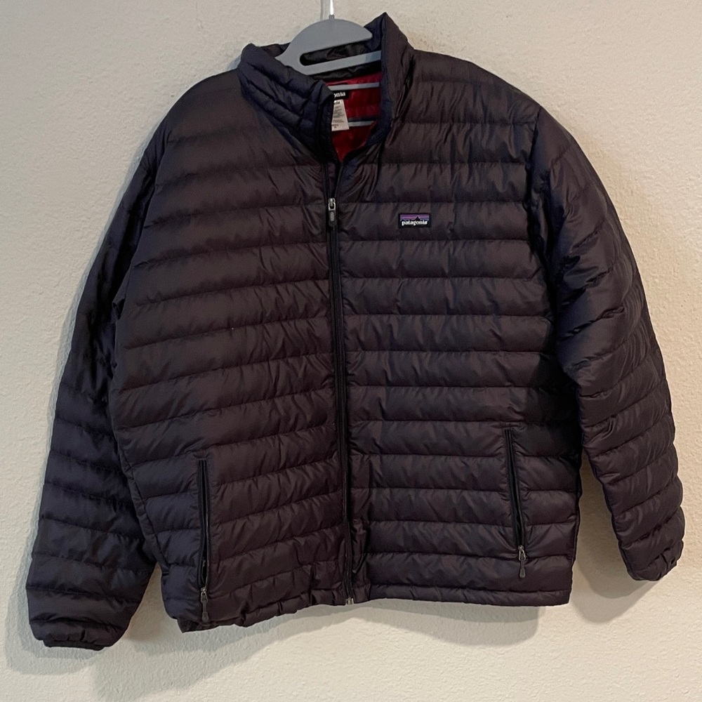 Patagonia Men’s Navy Blue Quilted Down Puffer Jacket XL